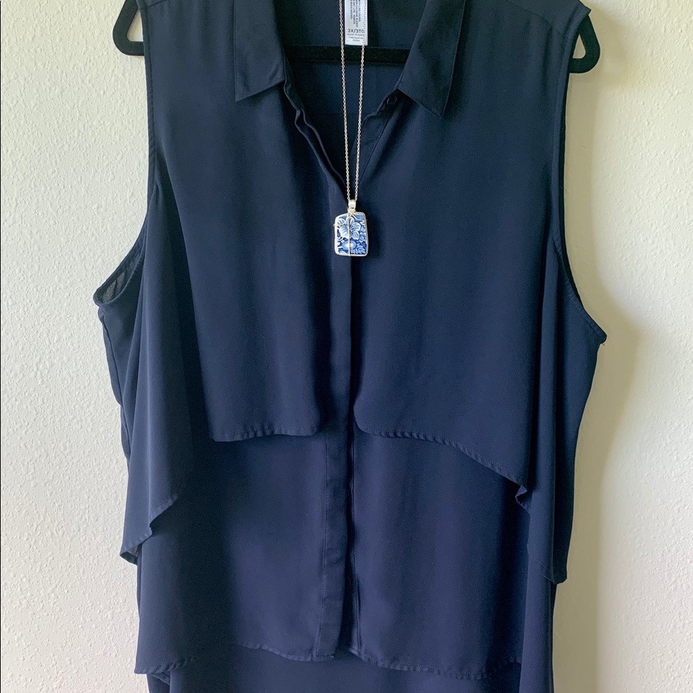 Pure Energy, Navy Sleeveless Flowy Top